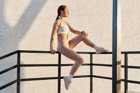 腾讯要出galgame？时薪30，招募学生研究“男性向恋爱游戏”剧情