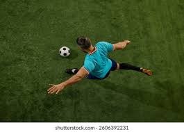 申花1-0新鹏城升至第二 中超冠军悬念最后一轮揭晓