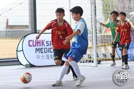 足坛悲喜一夜！AC米兰0-1爆冷被淘汰，13场不败终结，曼联1-1被绝平