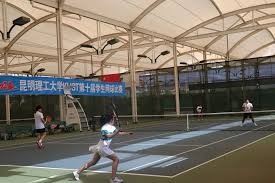 罗马主帅临场指挥获赞