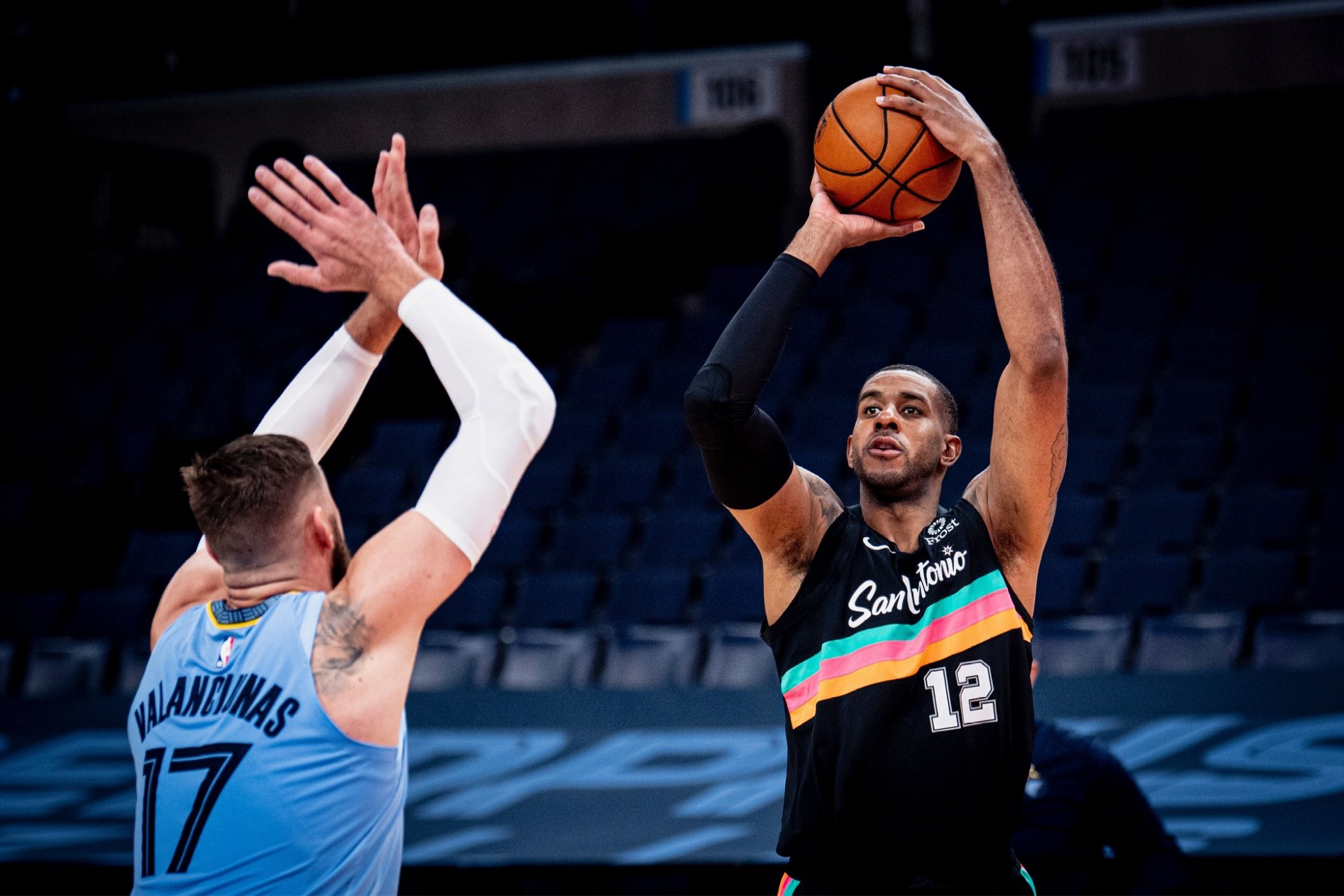 质量的发球 质量的发球