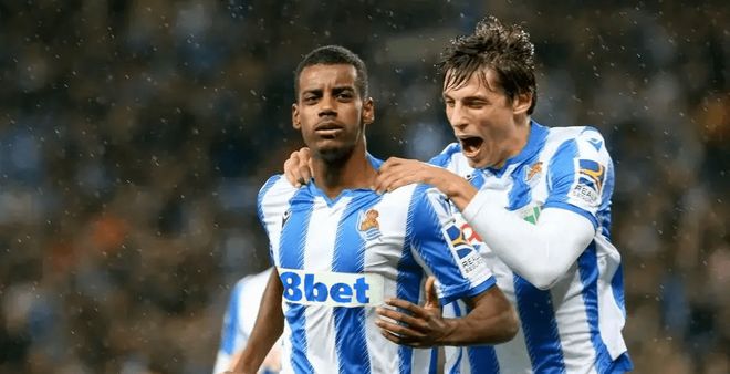 须在任何决 须在任何决